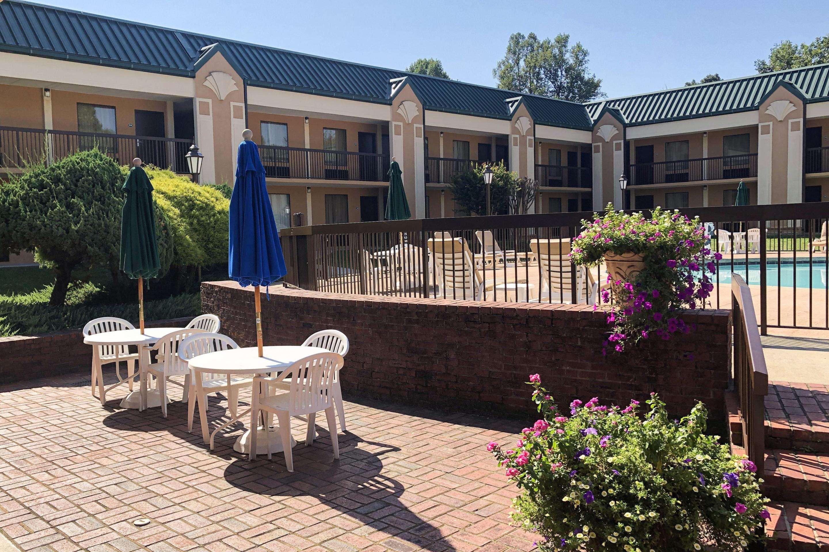 Quality Inn Morganton Exterior photo